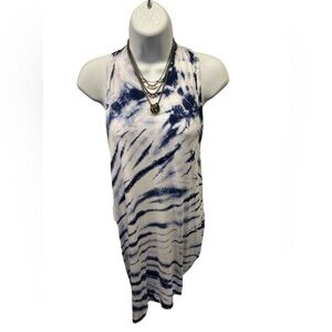 NWT. Funky Sacred  Threads Tye-Dye Tank Top. Onesize. 219124.  BL/GR